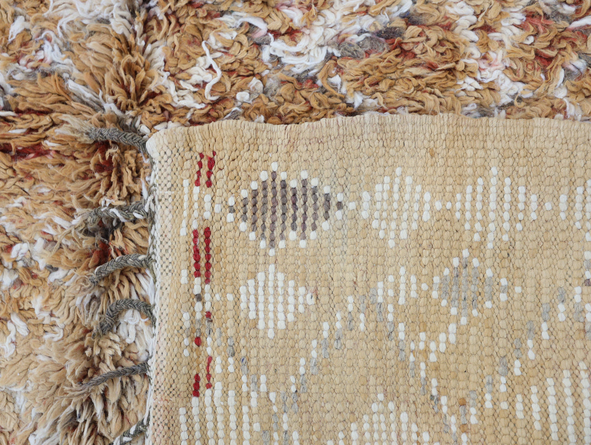Tililla Vintage Moroccan Rug 5'2" x 9'8"