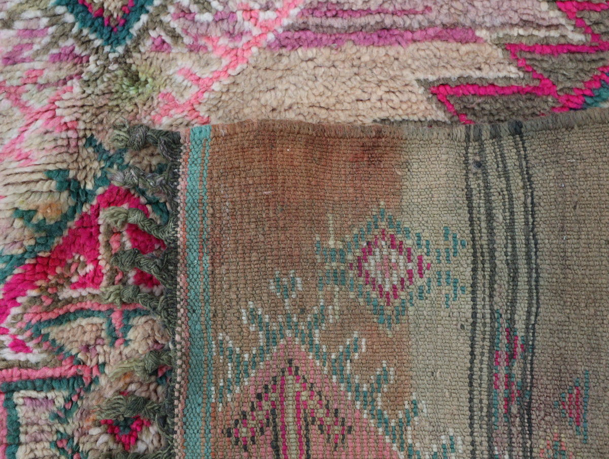 Tantut Vintage Moroccan Rug 5'9" x 12'1"