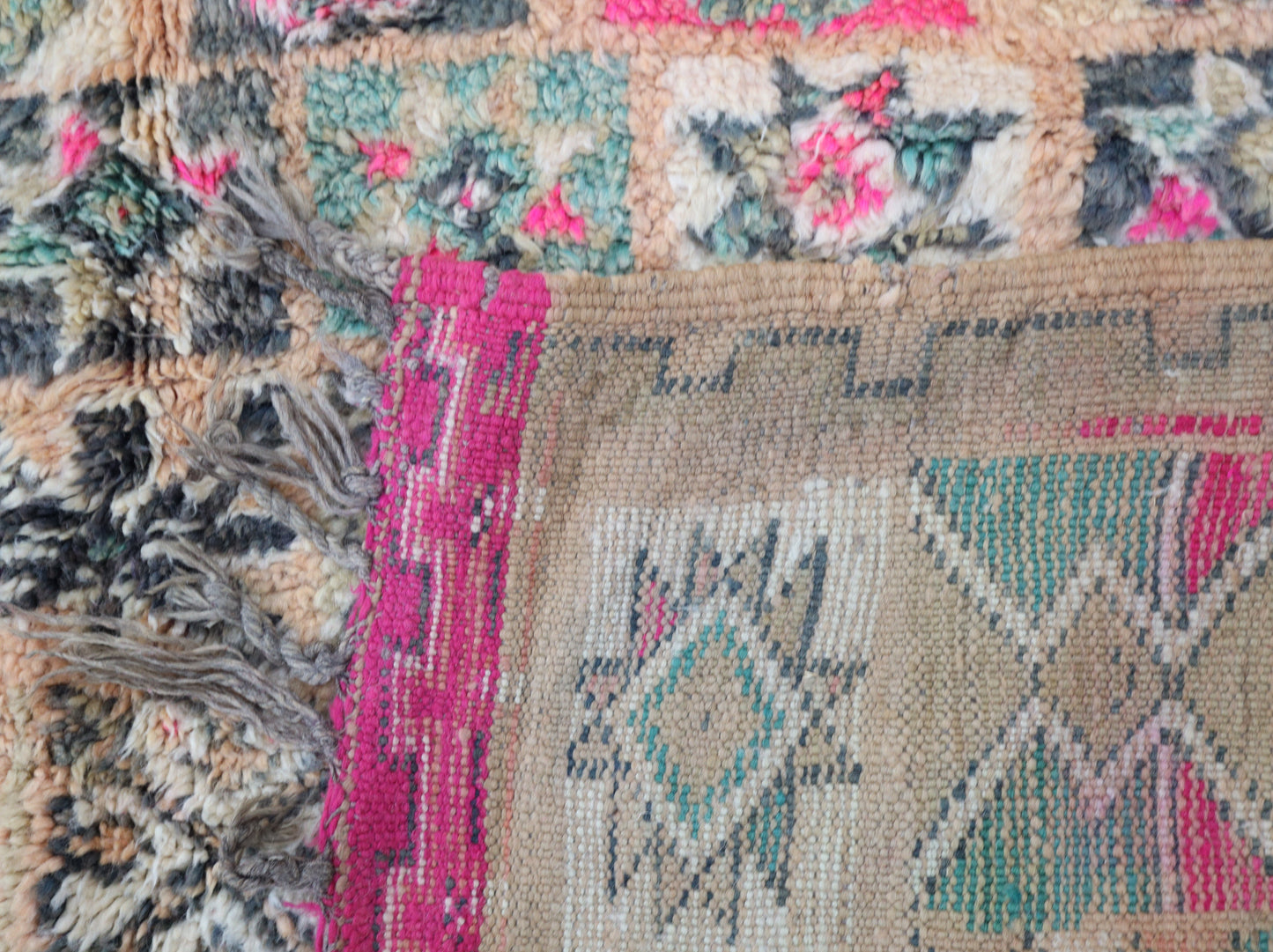 Nirou Vintage Moroccan Rug 6'4" x 9'0"