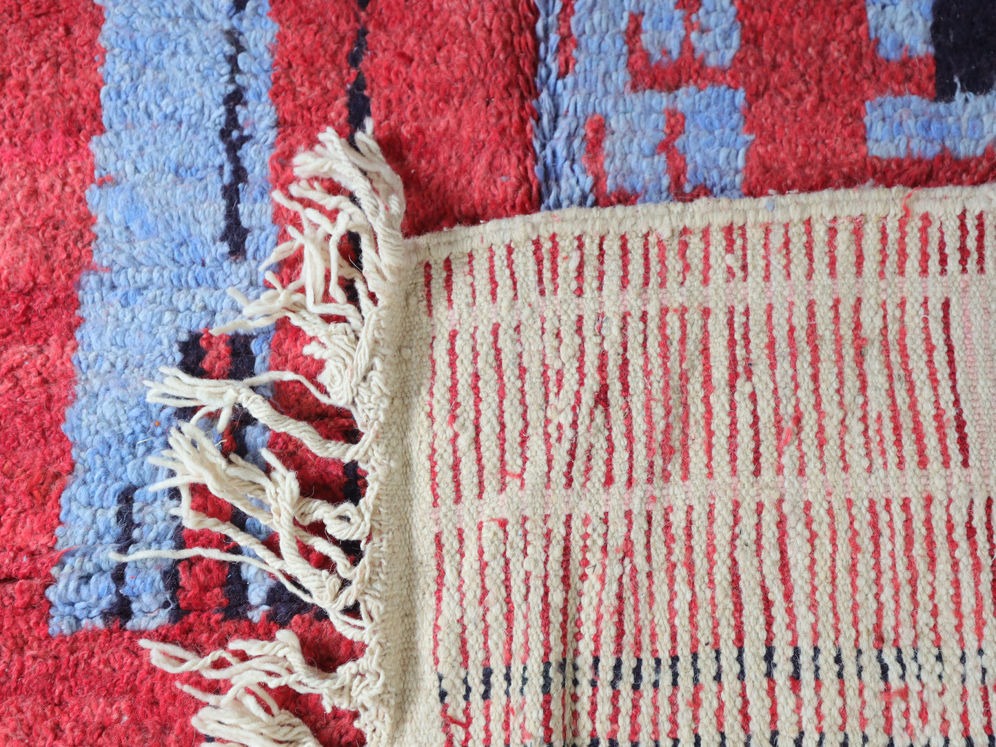 Munatas Moroccan Rug 5'0" x 8'4"