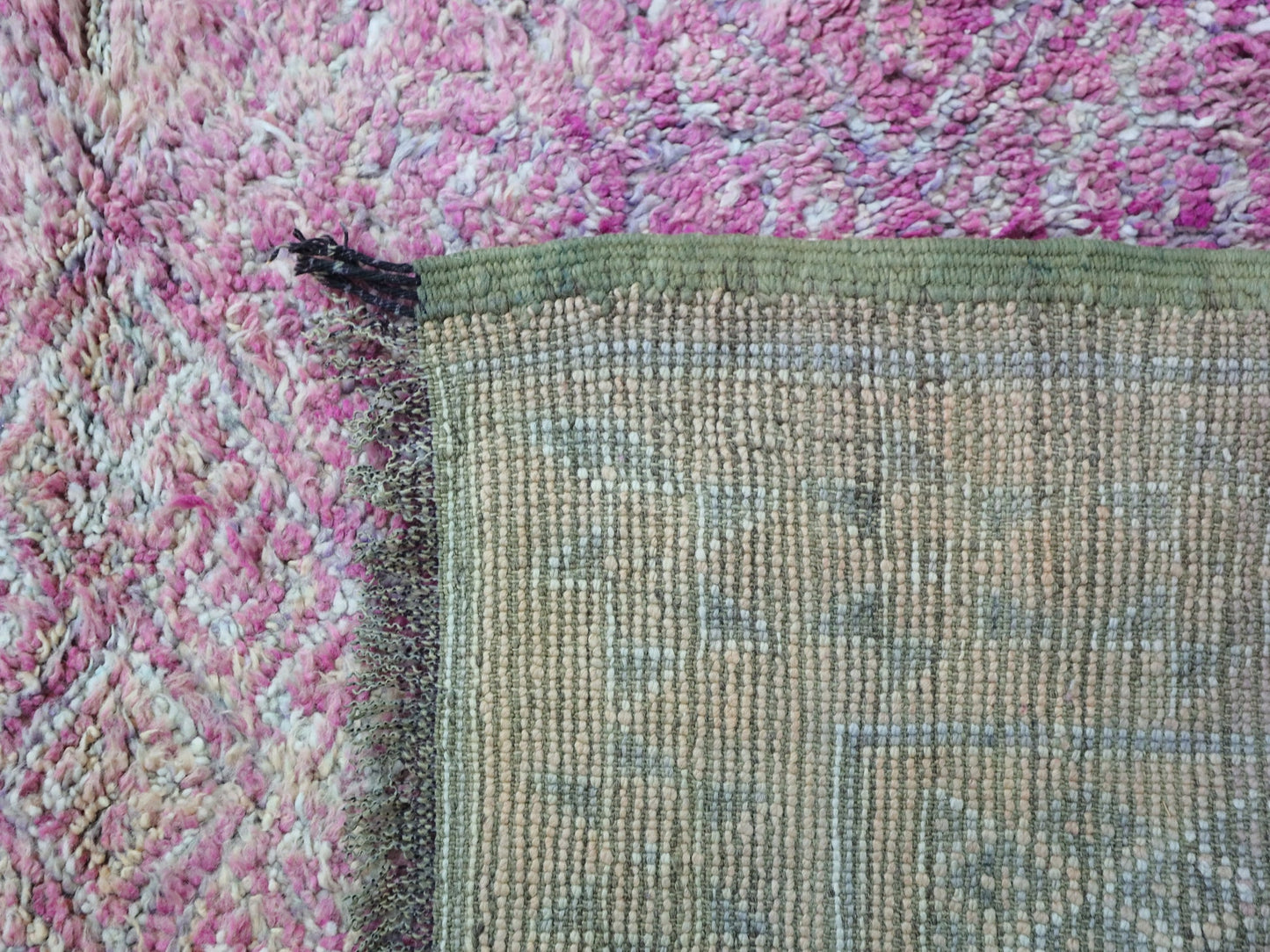 Adamamt Vintage Moroccan Rug 6'7" x 10'1"