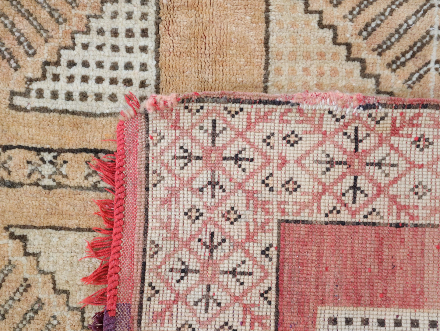 Usma Vintage Moroccan Rug 4'0" x 6'8"