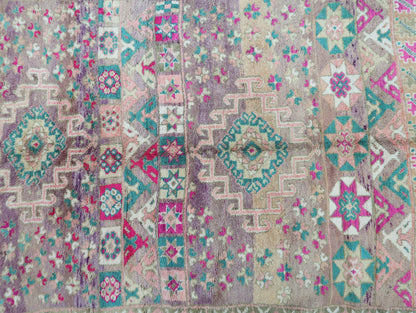 Ameghnas Vintage Moroccan Rug 6'4" x9'2"