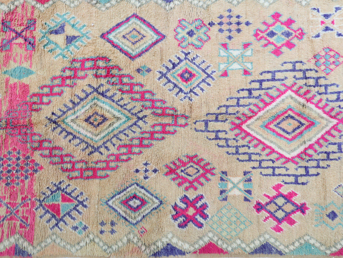 Tazult Vintage Moroccan Rug 5'8" x 10'7"
