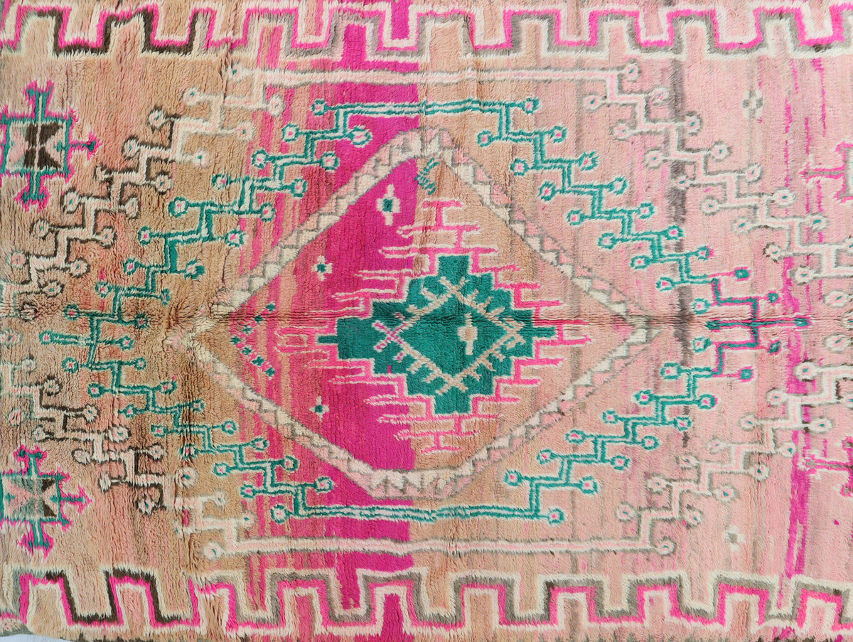 Asiren Vintage Moroccan Rug 5'9" x 9'5"