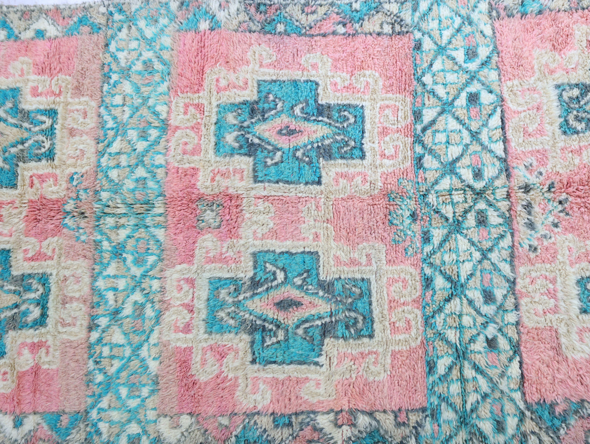 Ukan Vintage Moroccan Rug 5'6" x 11'8"