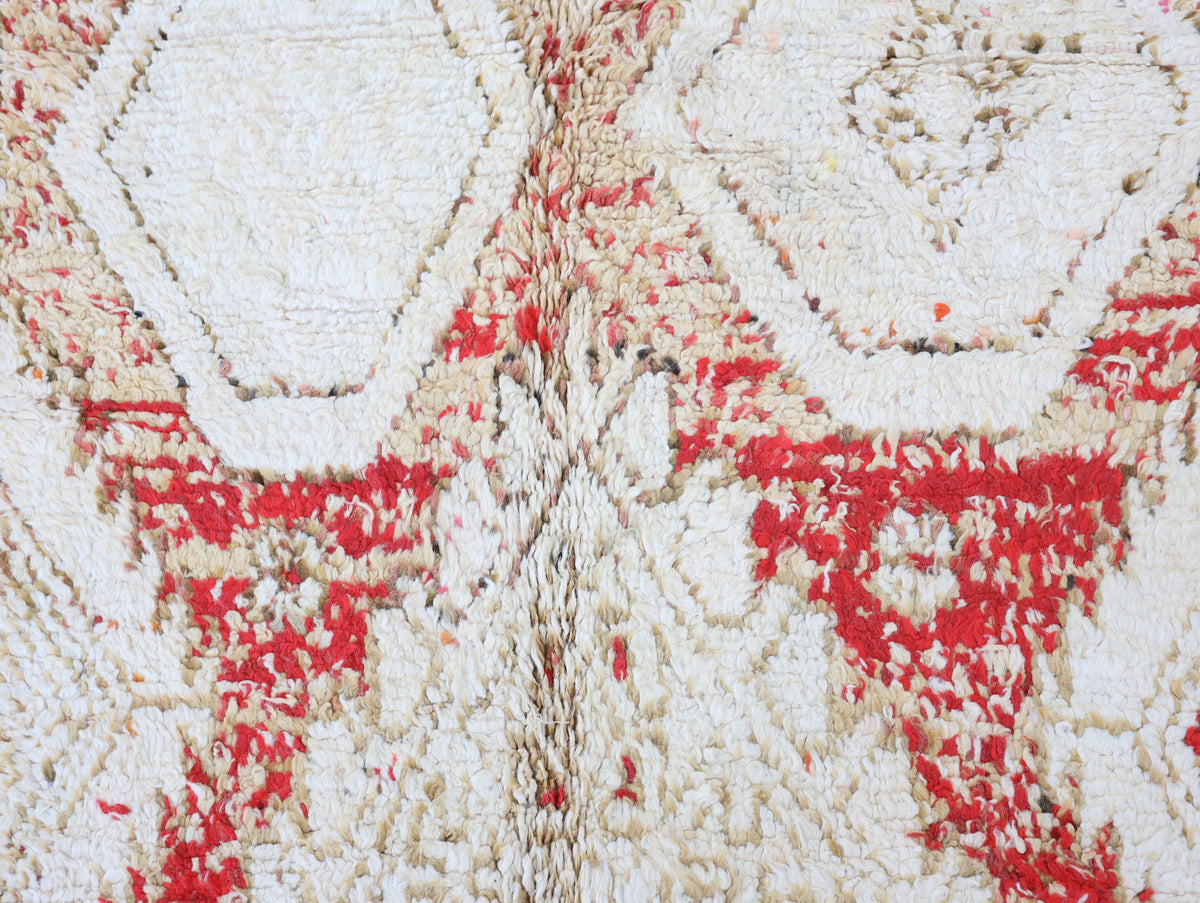 Tizlit Vintage Moroccan Rug 5'8" x 9'9"