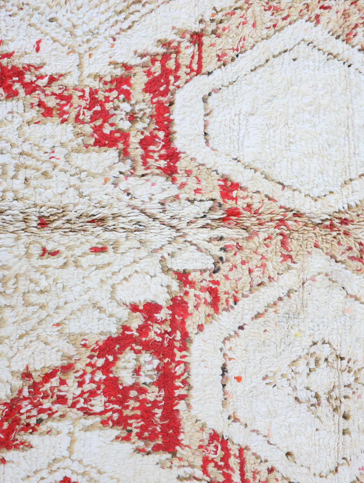 Tizlit Vintage Moroccan Rug 5'8" x 9'9"