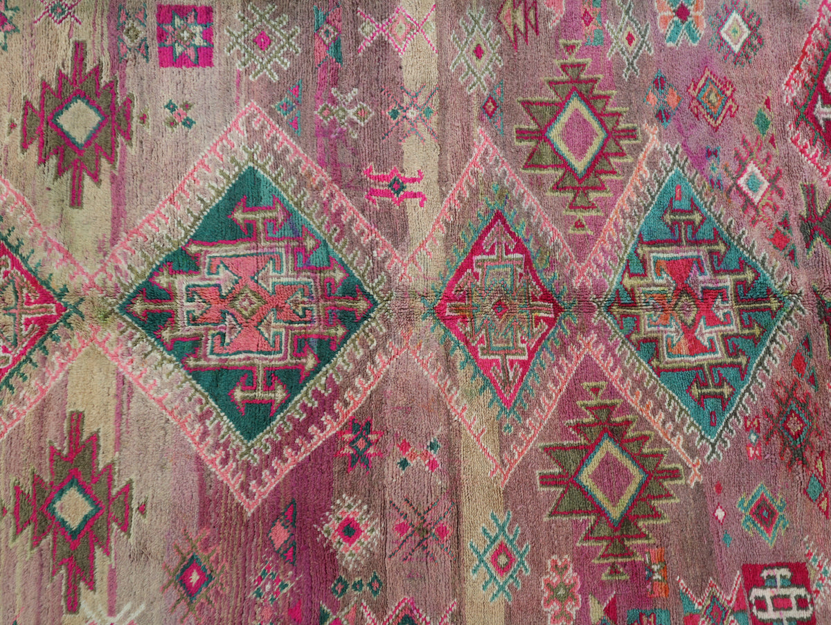 Tantut Vintage Moroccan Rug 5'9" x 12'1"