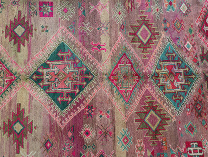 Tantut Vintage Moroccan Rug 5'9" x 12'1"