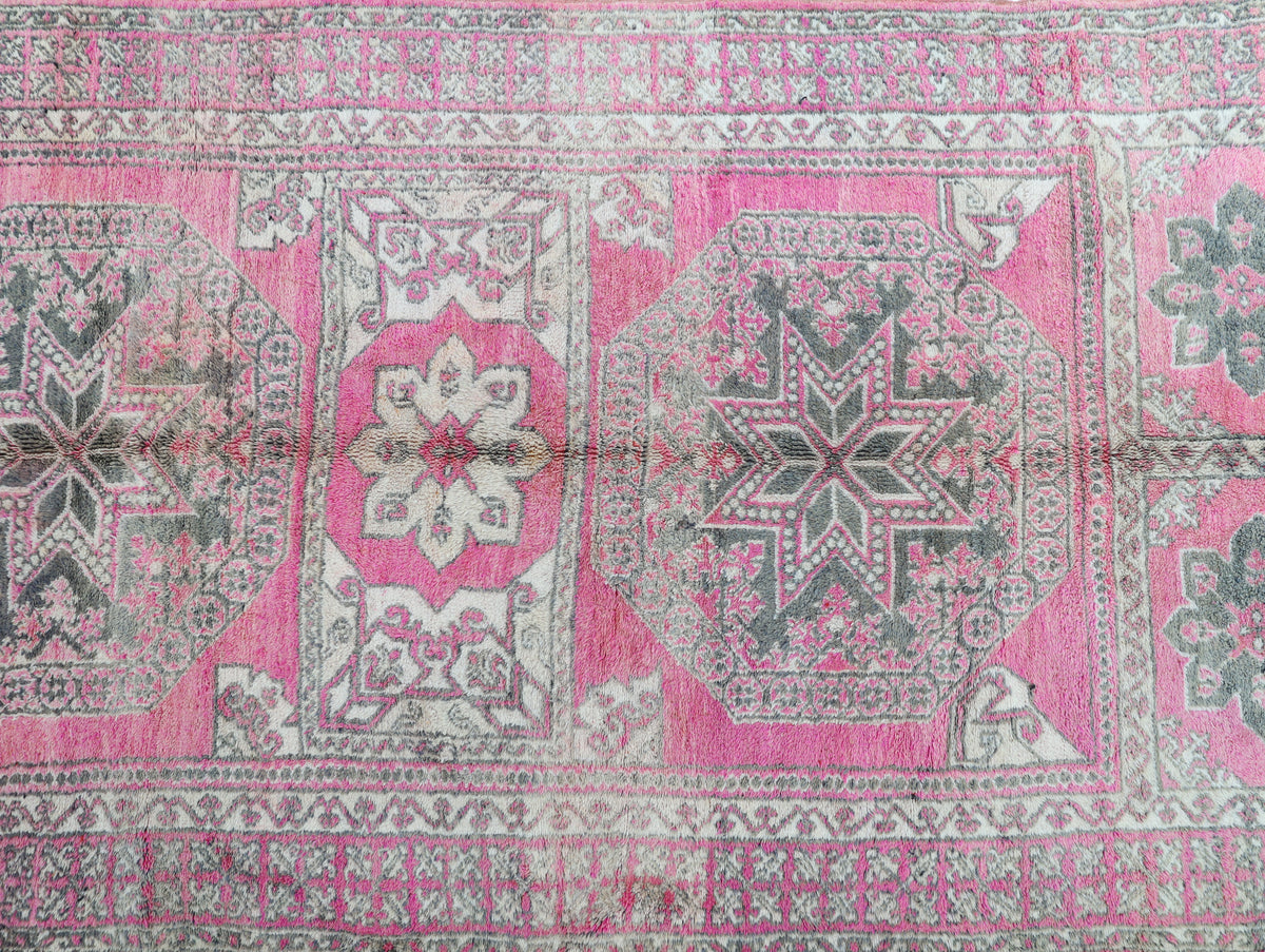 Amraw Vintage Moroccan Rug 6'6" x 11'8"