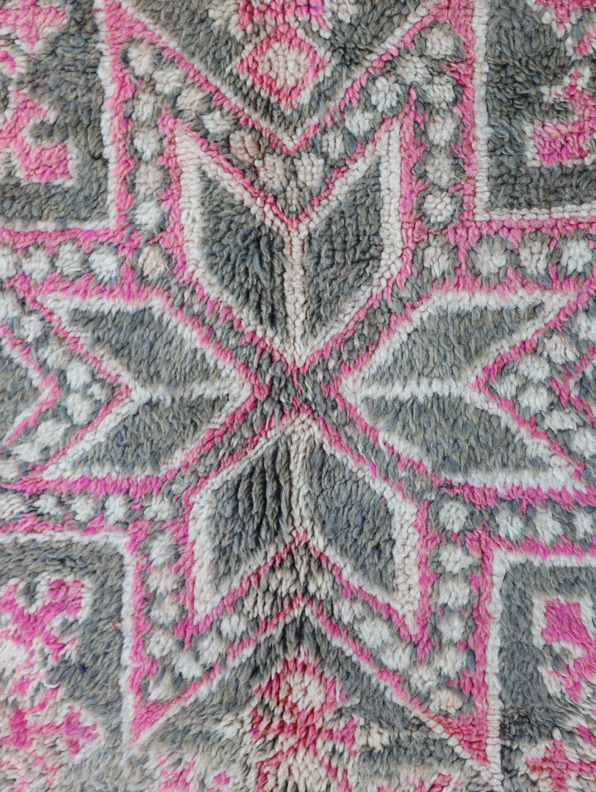 Amraw Vintage Moroccan Rug 6'6" x 11'8"