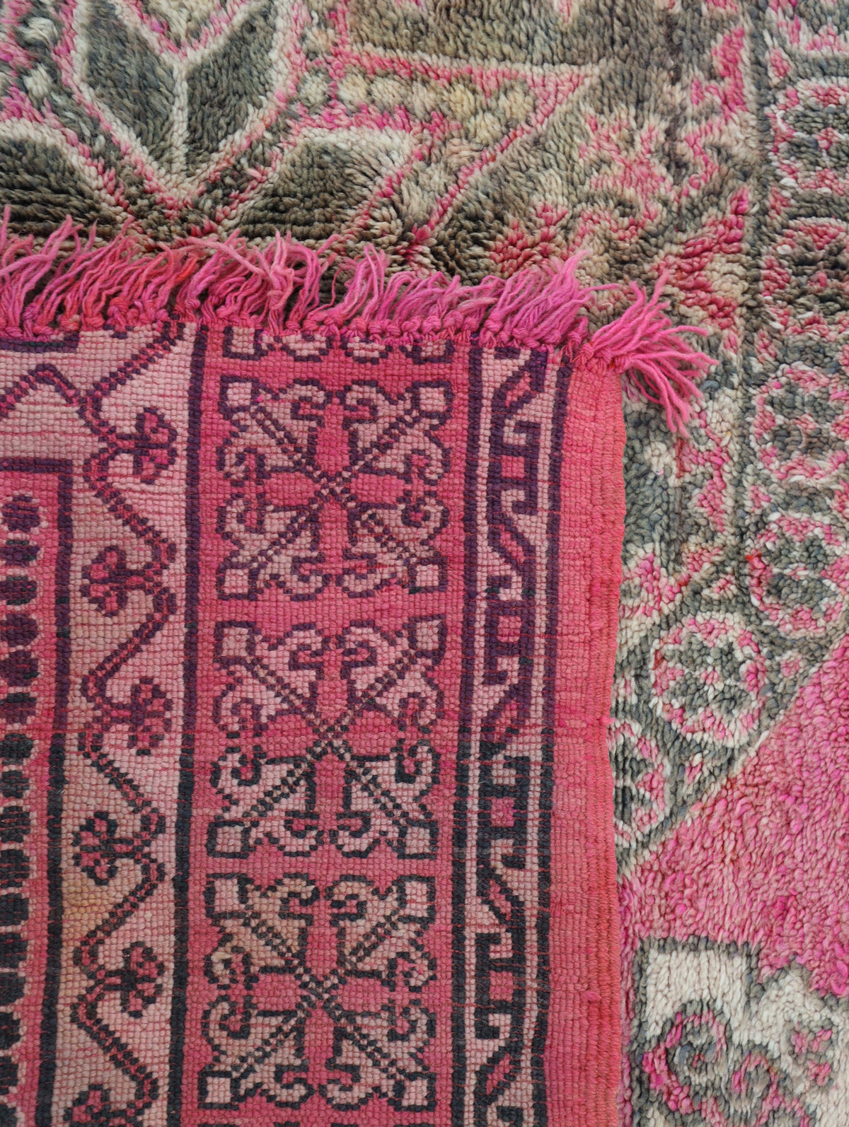 Amraw Vintage Moroccan Rug 6'6" x 11'8"