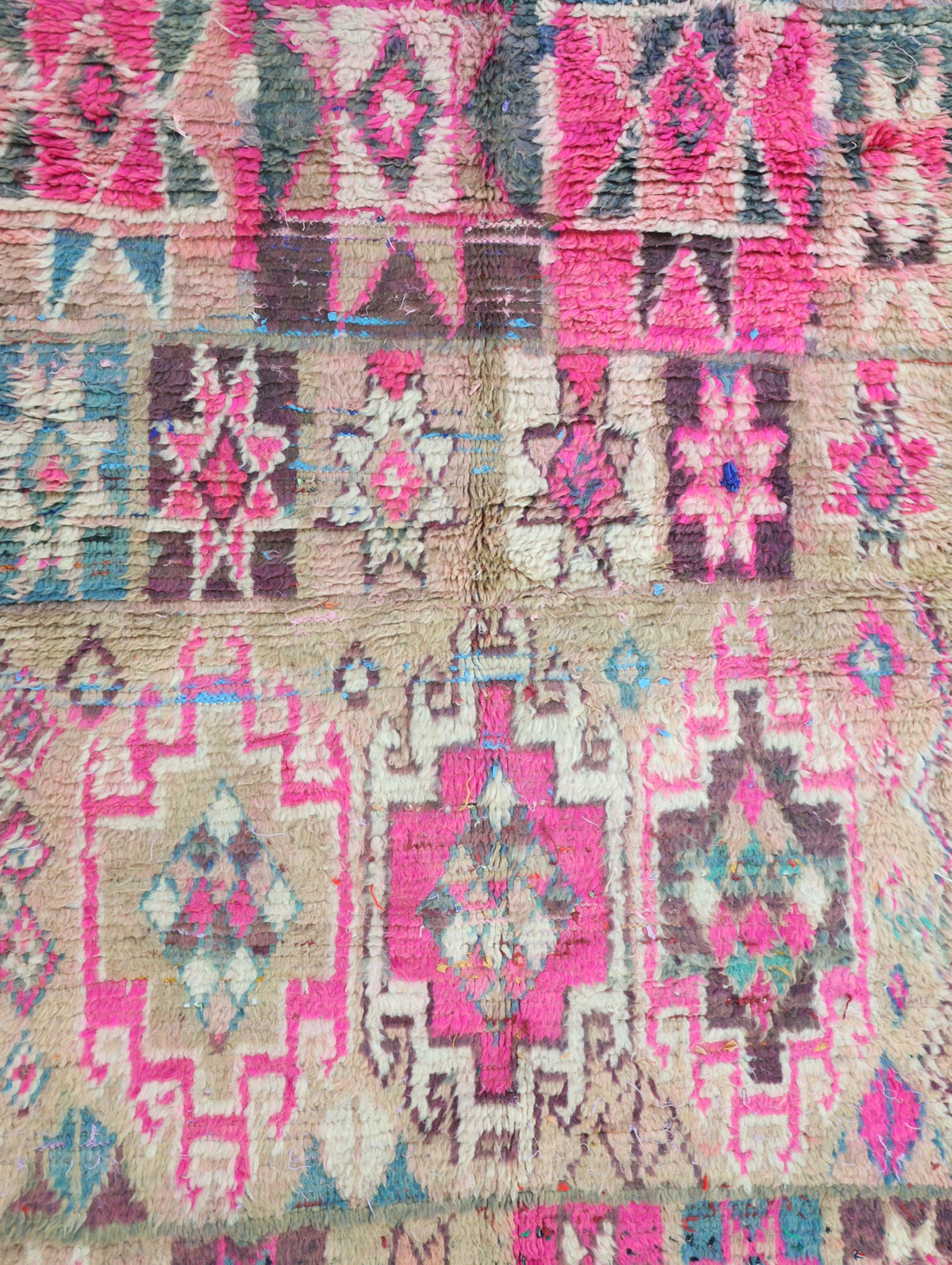 Afel Vintage Moroccan Rug 4'3" x 6'8"