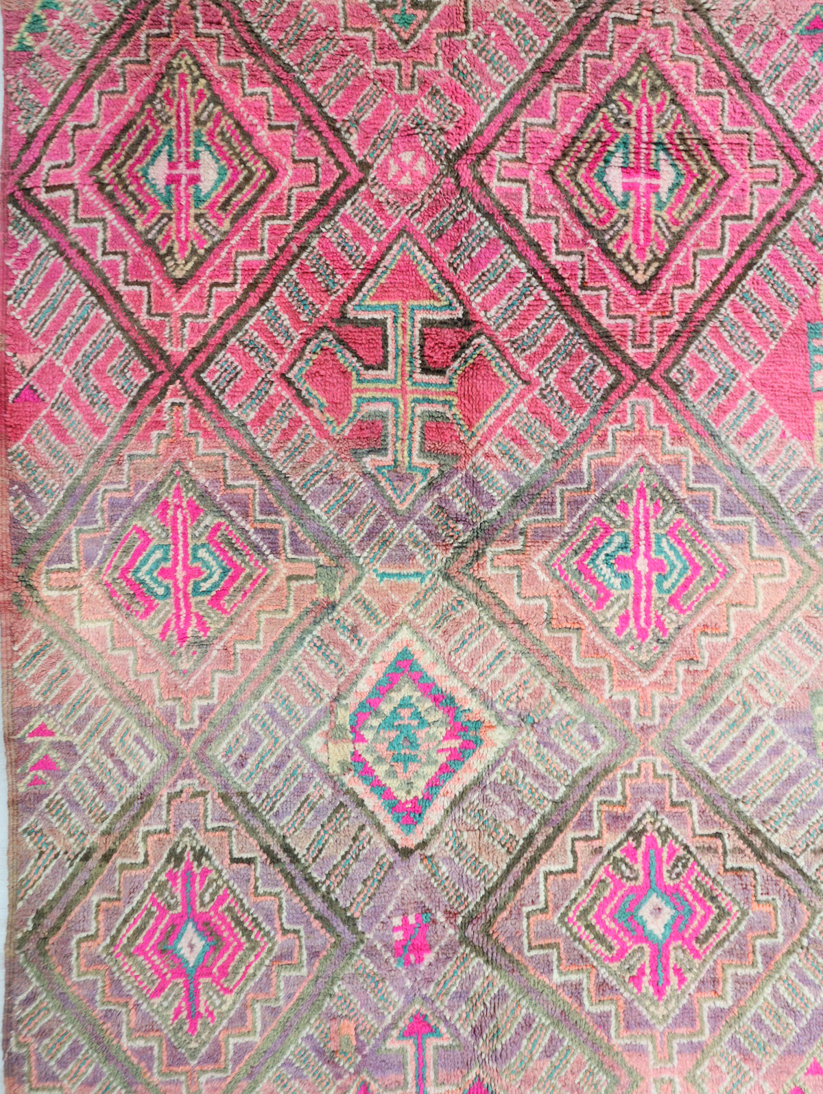 Mazan Vintage Moroccan Rug 5'7" x 10'0"