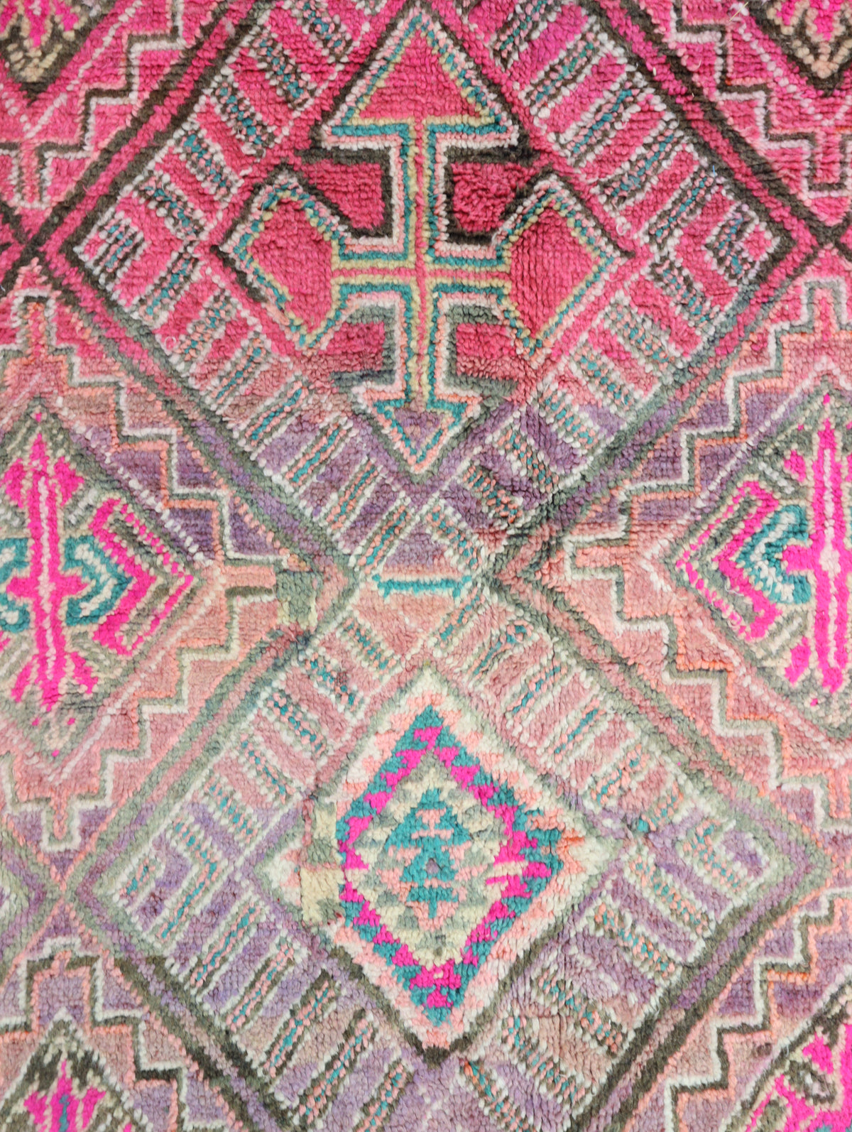 Mazan Vintage Moroccan Rug 5'7" x 10'0"
