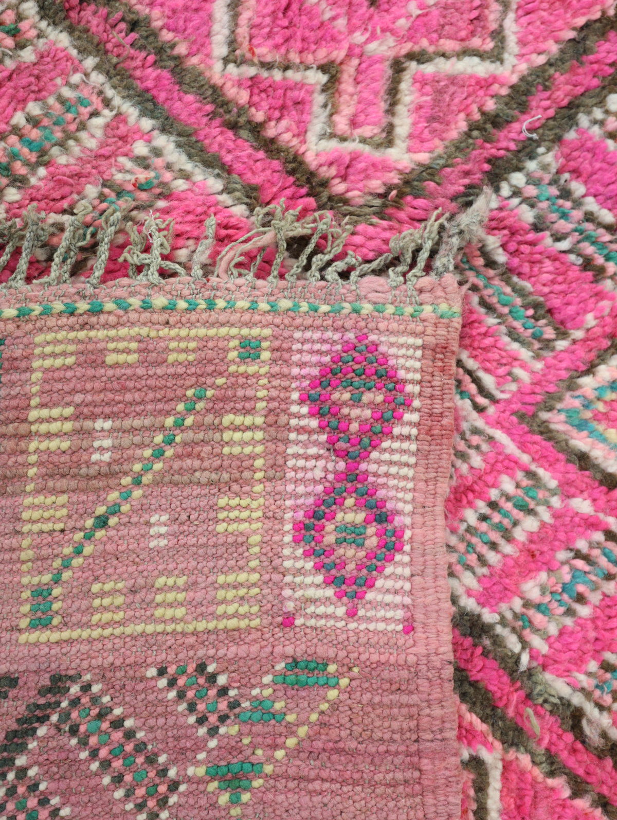 Mazan Vintage Moroccan Rug 5'7" x 10'0"