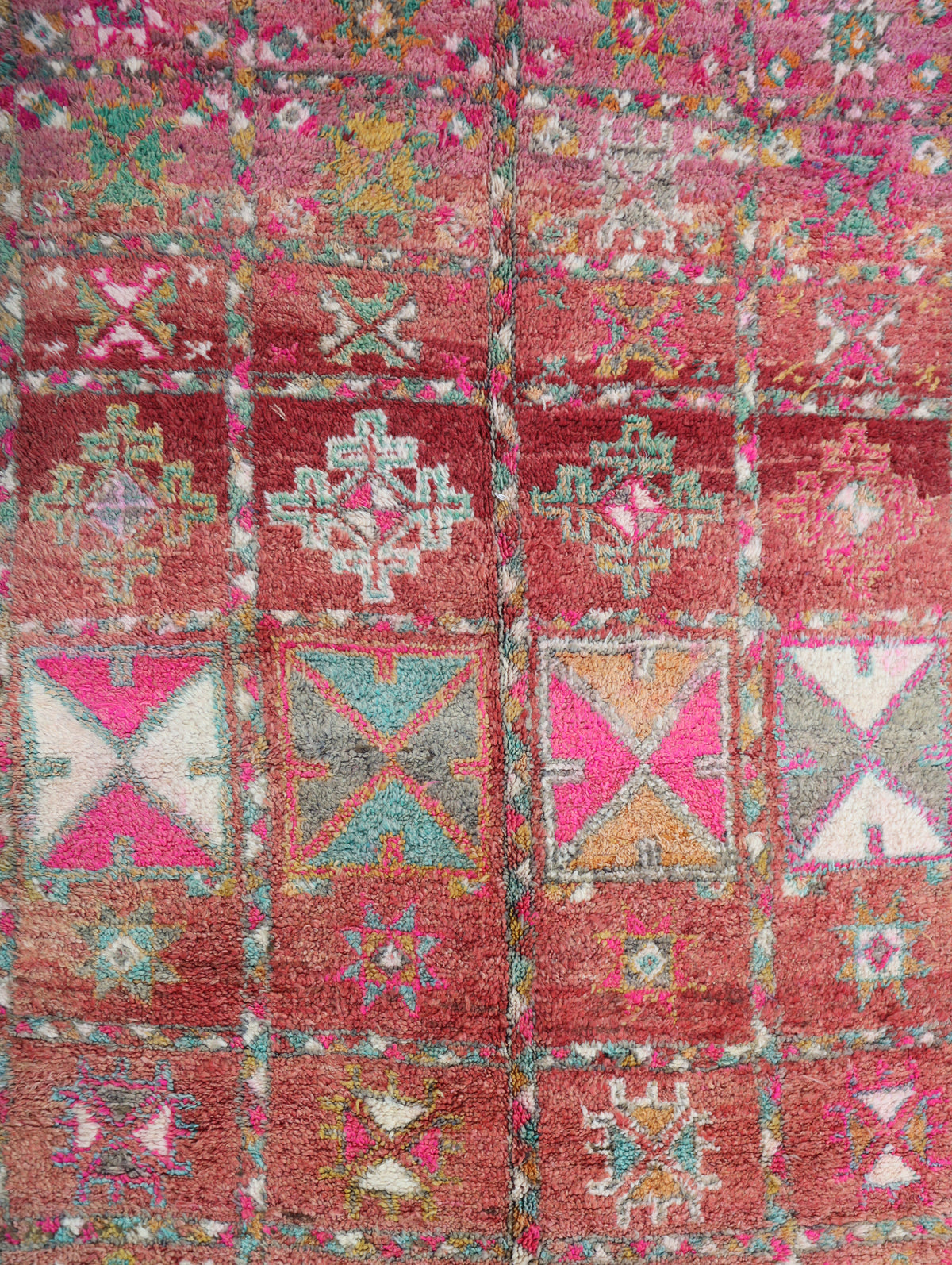 Izzem Vintage Moroccan Rug 5'5" x 9'1"