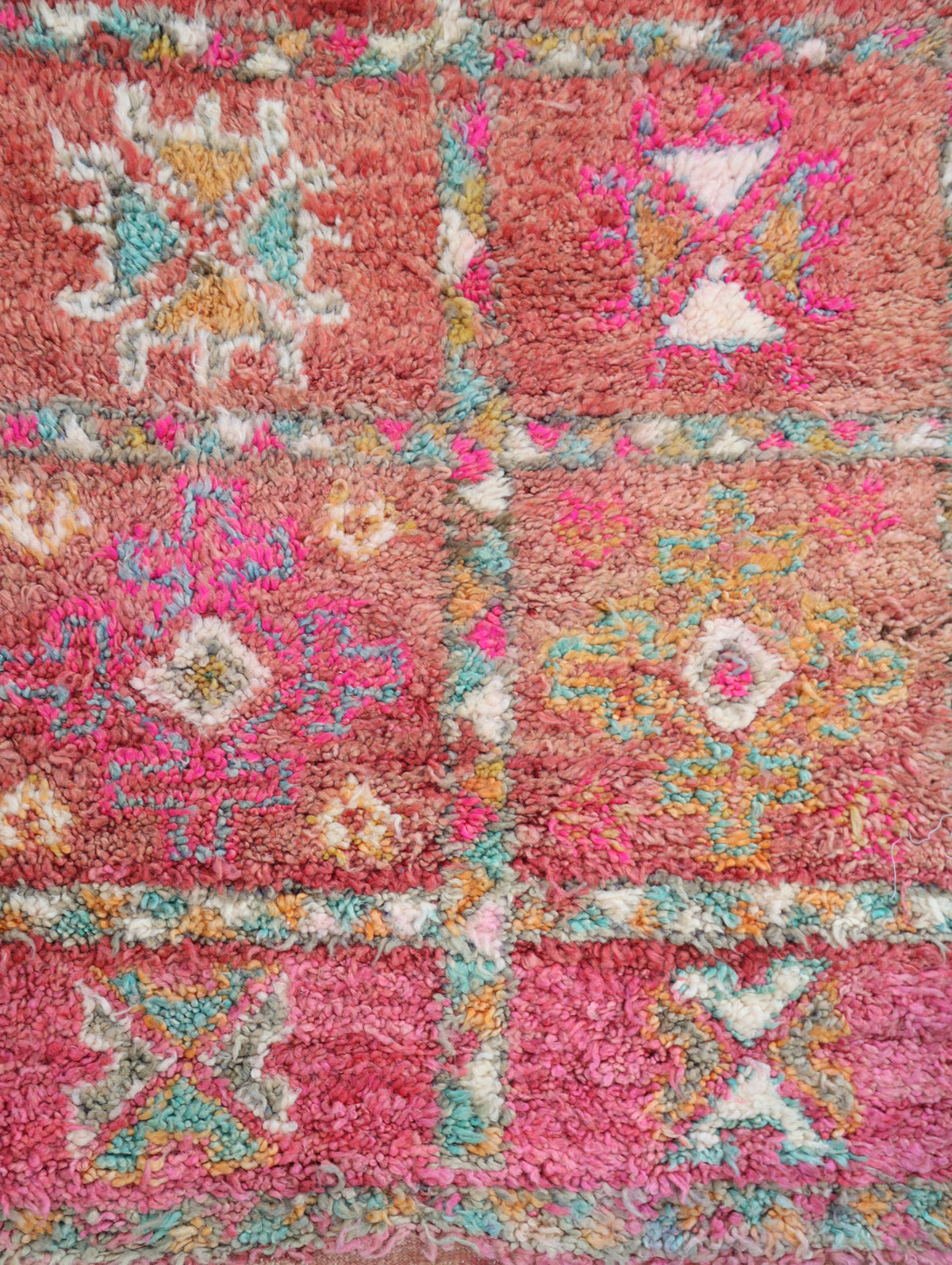 Izzem Vintage Moroccan Rug 5'5" x 9'1"