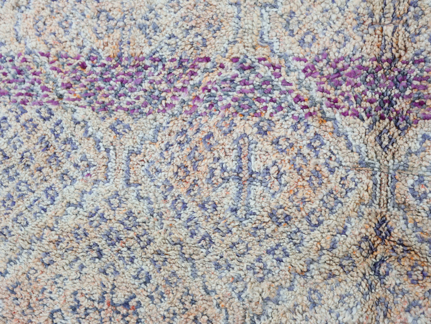 Zarif Vintage Moroccan Rug  6'7" x 9'6"