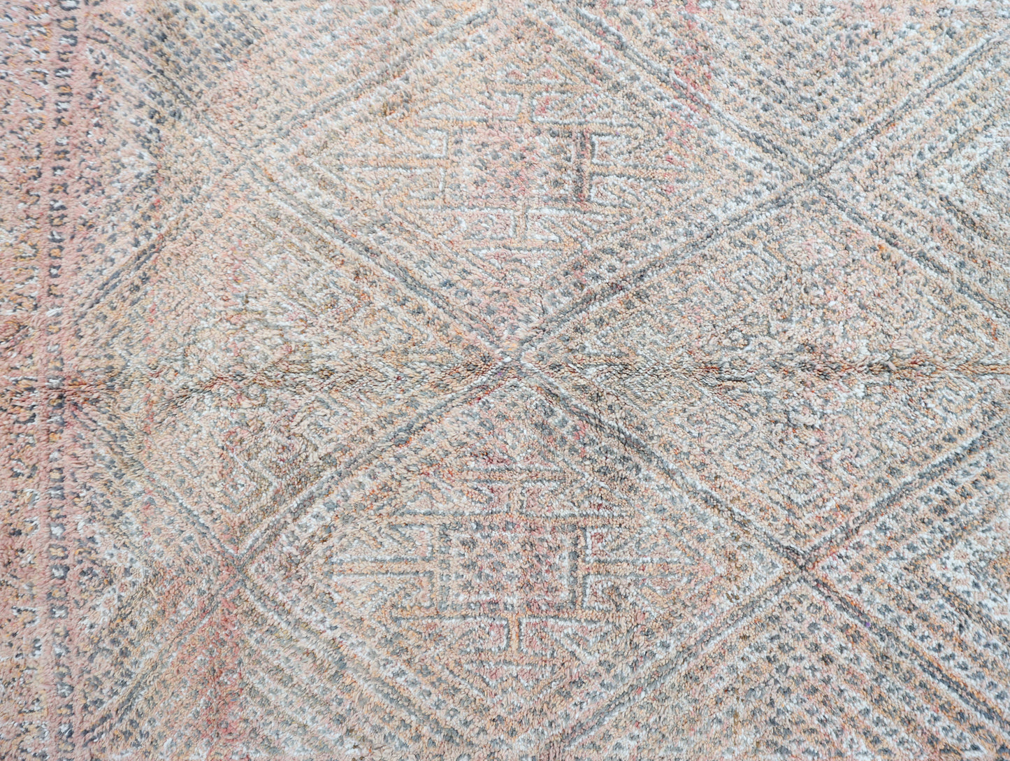 Zennu Vintage Moroccan Rug  7'1" x 10'0"