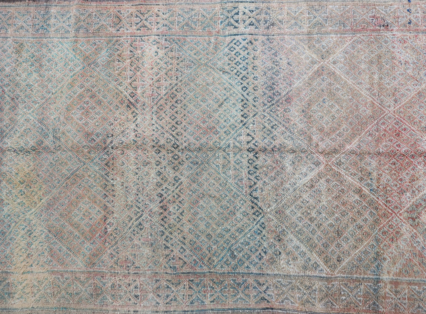 Tiziri Vintage Moroccan Rug  5'6" x 9'6"