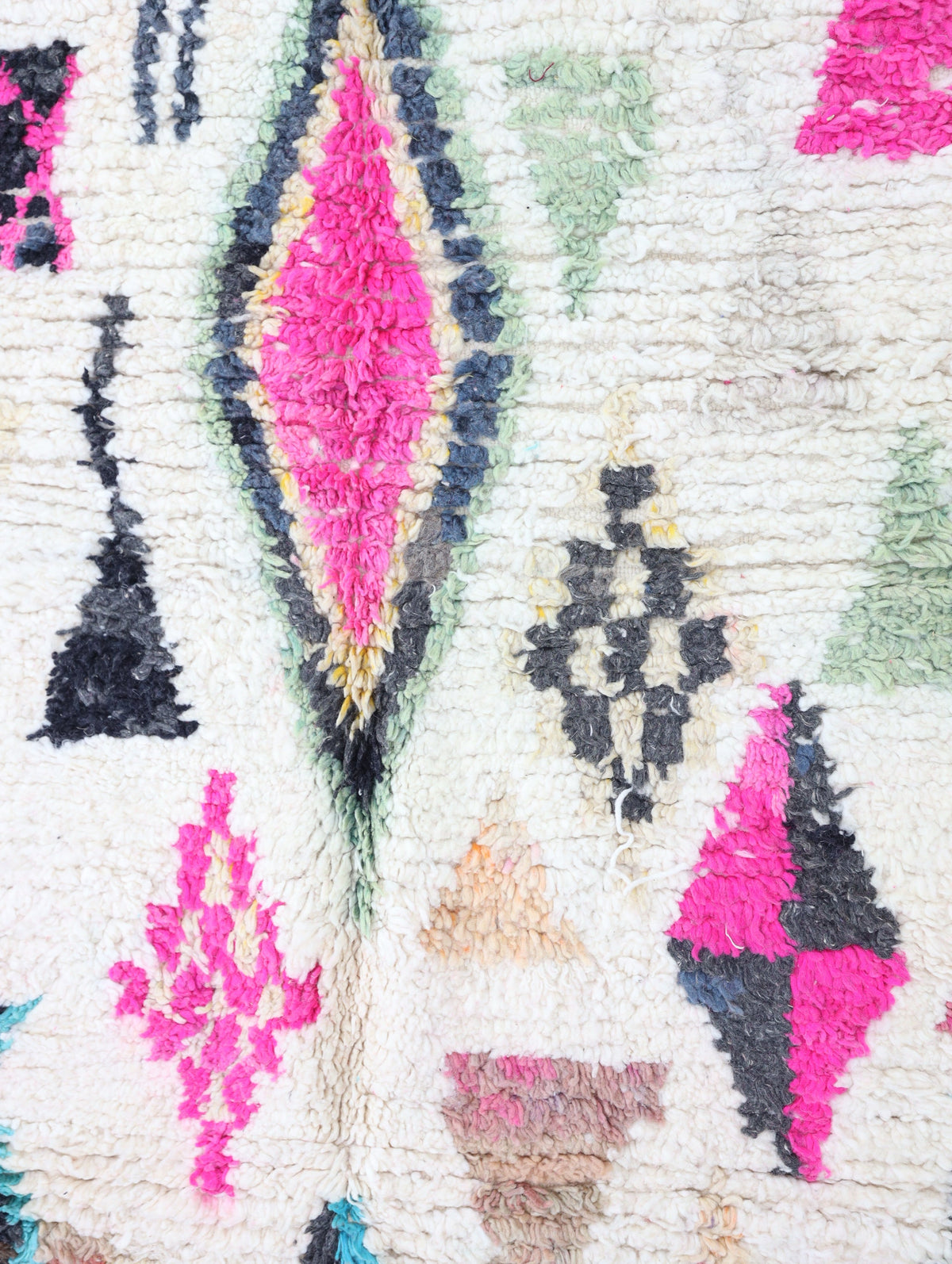 Mazigh BOUJAAD RUG  4'9" x 8'2"