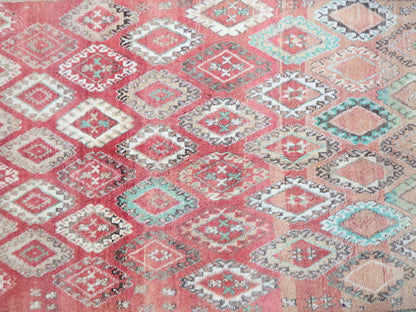 Daha Vintage Moroccan Rug 4'9" x 8'6"