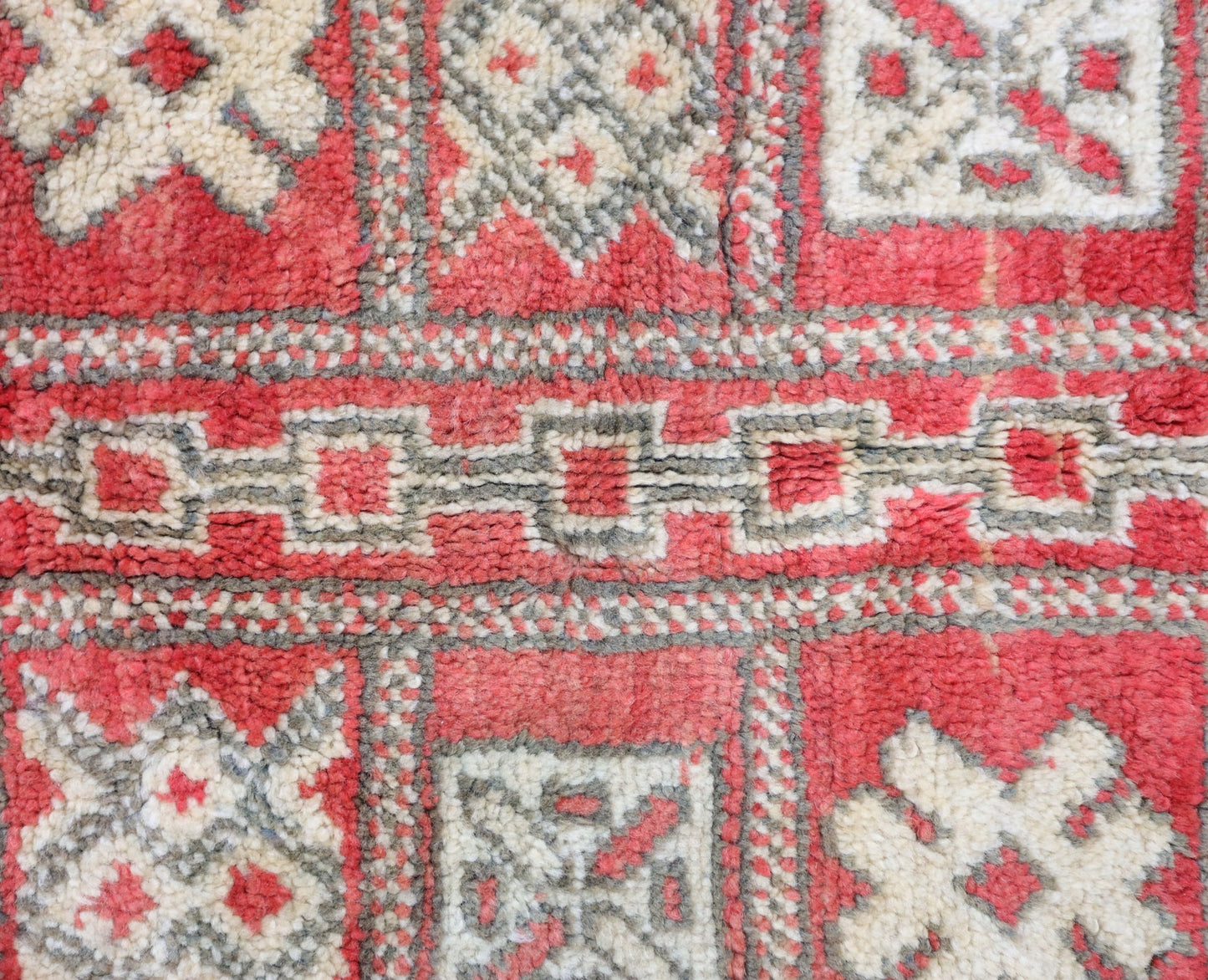 Yalouz Vintage Moroccan Rug 4'1" x 5'3"