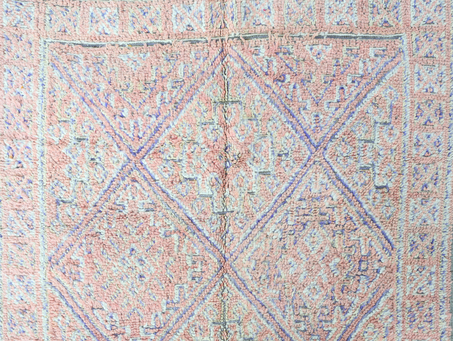 Azuras Vintage Moroccan Rug 5'6" x 9'0"