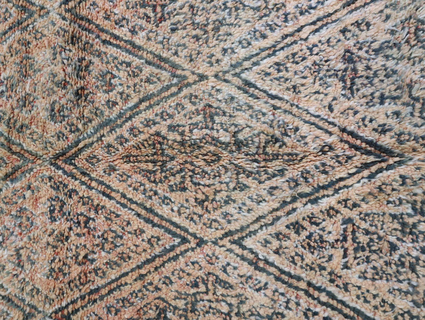 Taziri Vintage Moroccan Rug  6'8" x8'3"