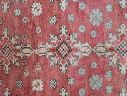 Ameghnas Vintage Moroccan Rug 5'7" x 8'6"