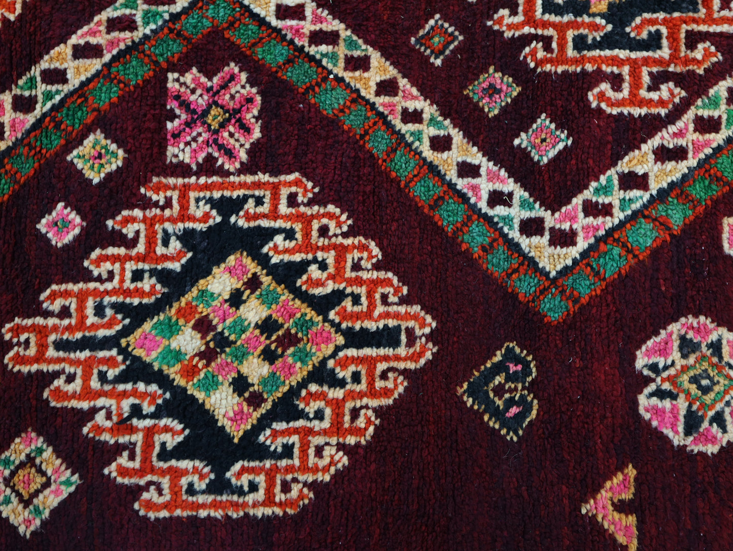 Awtiyur Vintage Moroccan Rug 6'9" x 10'8"