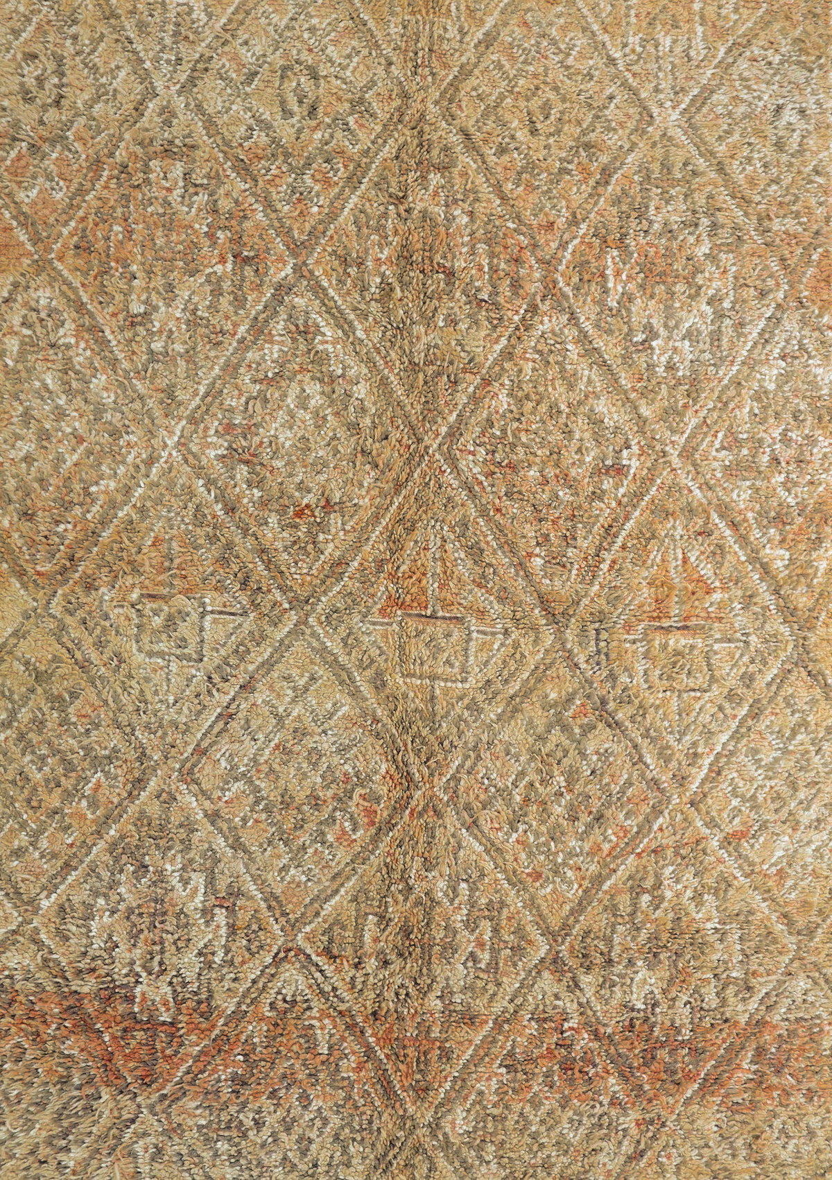 Izlan Vintage Moroccan Rug 6'6" x 11'2"