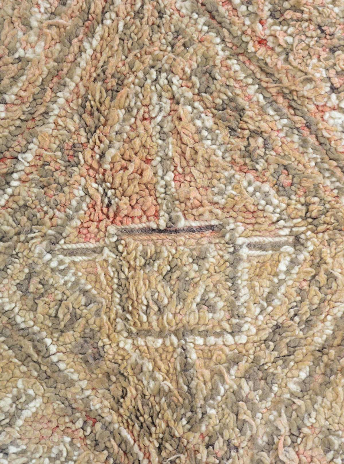Izlan Vintage Moroccan Rug 6'6" x 11'2"