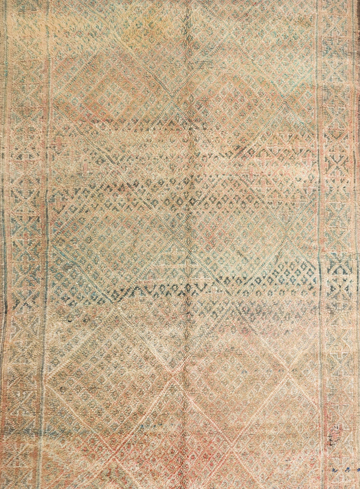 Tiziri Vintage Moroccan Rug  5'6" x 9'6"