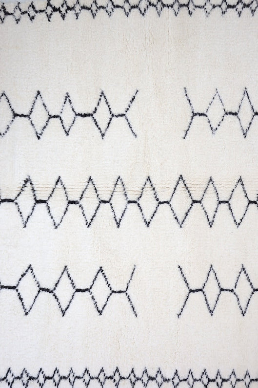 Ghnima Beni Ourain Rug 5'0" x 7'8"