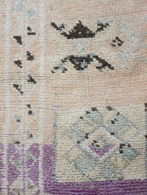 Mamma Vintage Moroccan Rug 5'6" x 11'6"